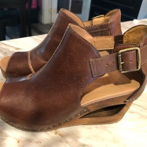 Limited Edition Dansko Sable in Brown Calfskin size 38